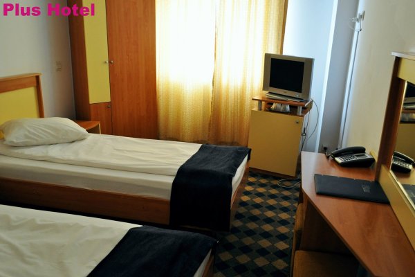 Plus Hotel